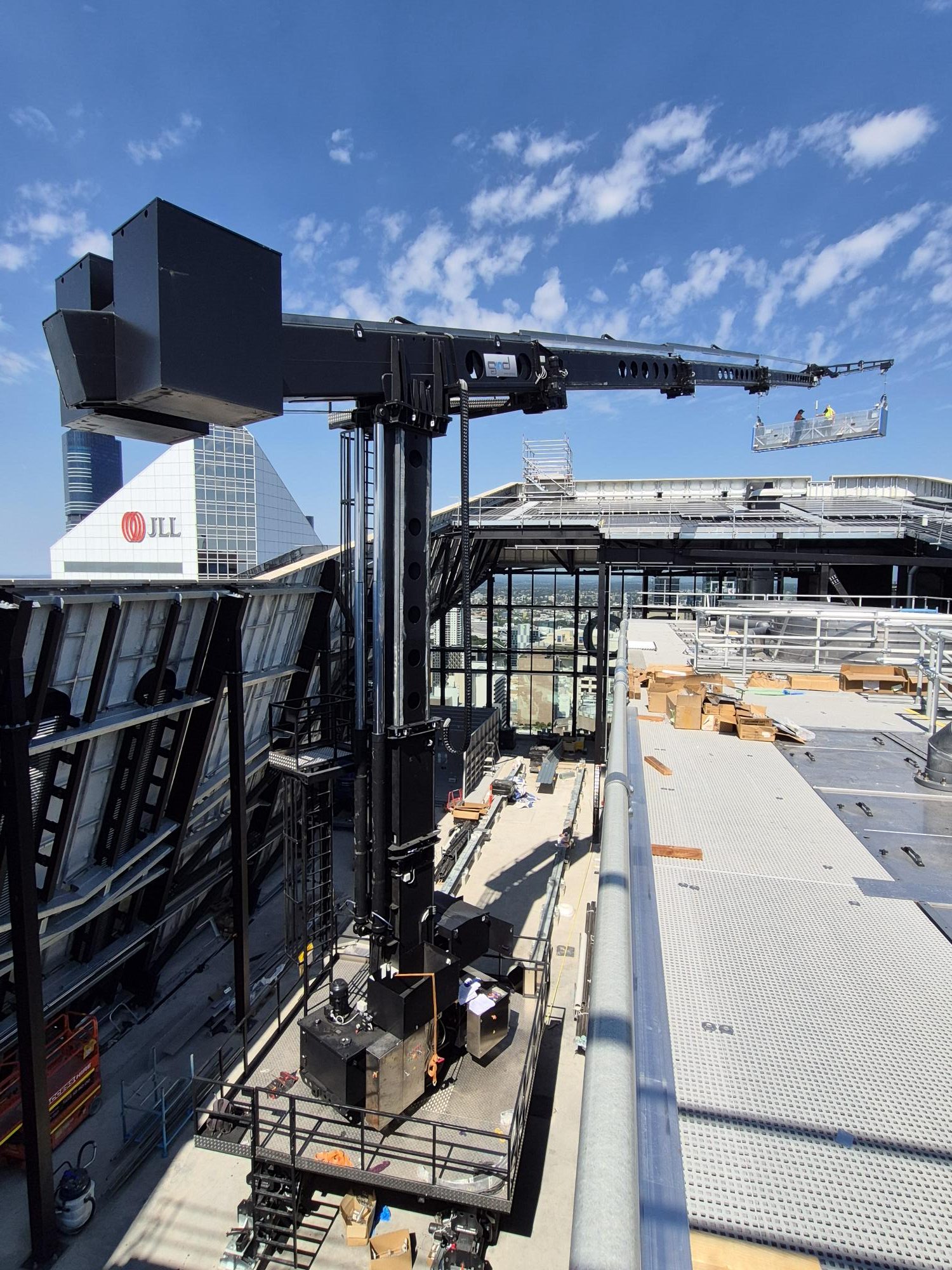 BMU Installation 360 Queen St